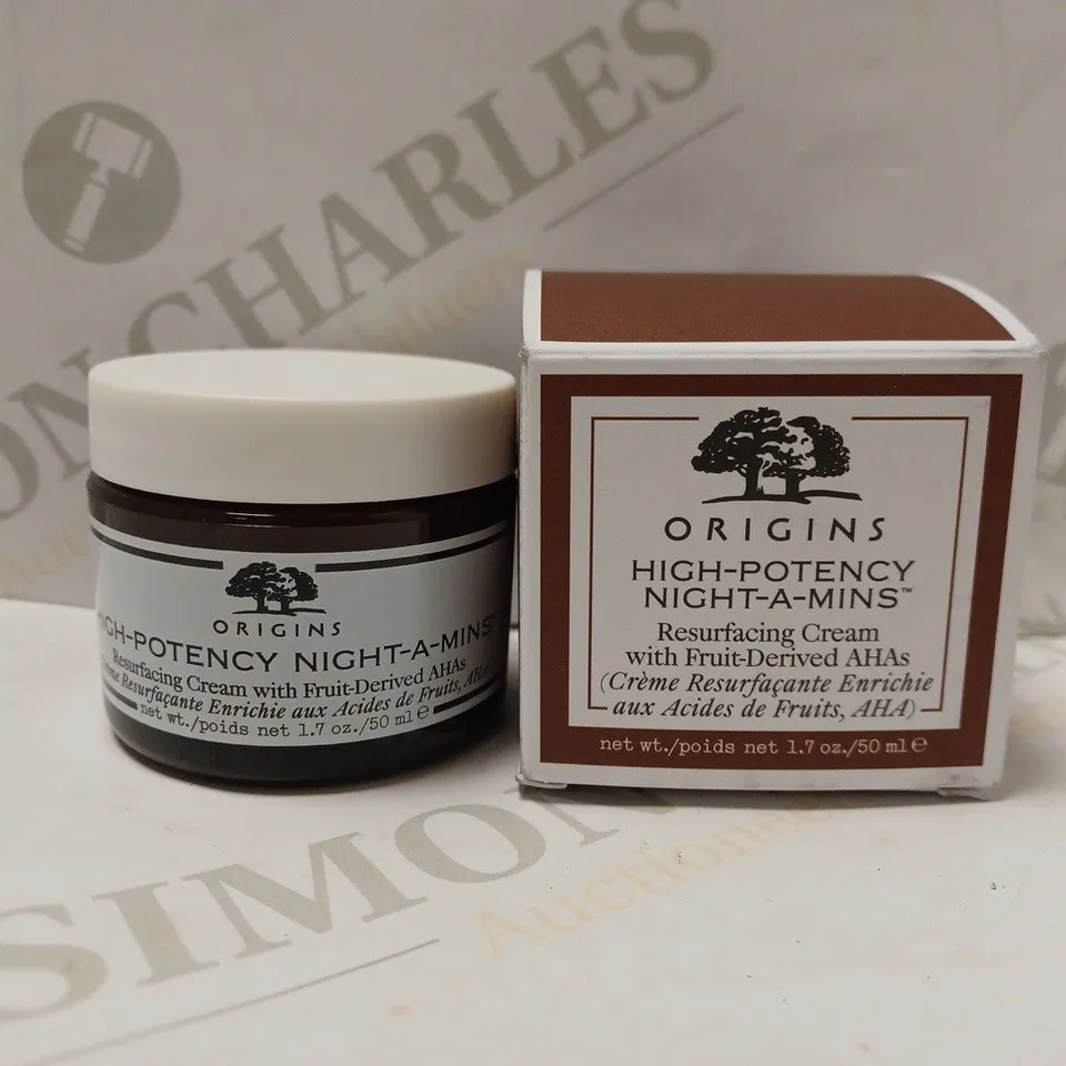 HIGH-POTENCY NIGHT-A-MINS RESURFACING CREAM WITH FRUIT-DERIVED AHAS