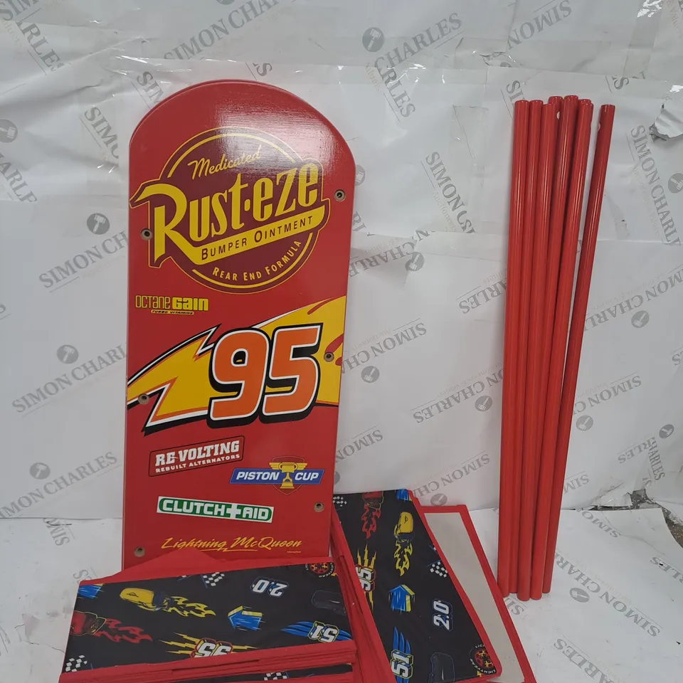LIGHTNING MCQUEEN STORAGE UNIT 