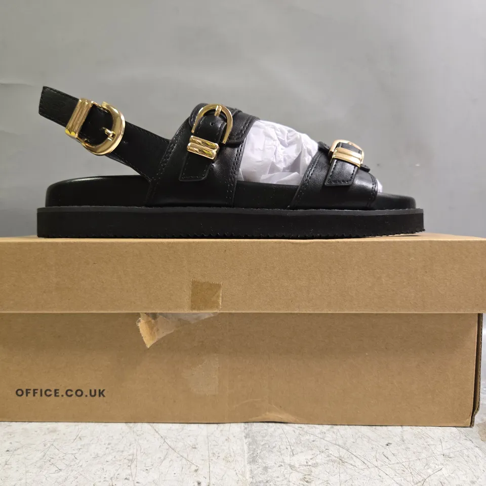 BOXED PAIR OF OFFICE OPEN TOE SANDALS IN BLACK SIZE EU 39
