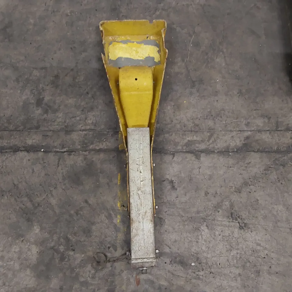 YARDENE YELLOW TRACK TOOL WITHOUT MAGNET, WITH TBAR