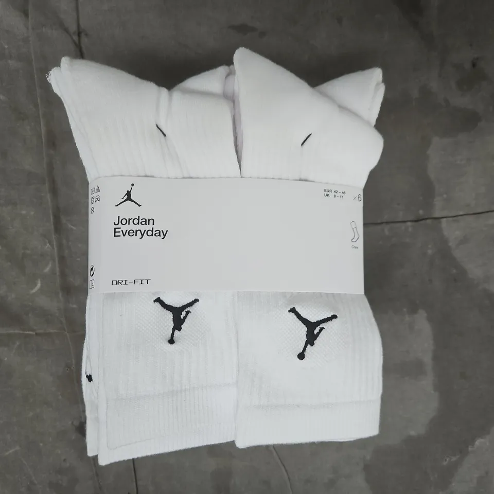 JORDAN EVERYDAY CREW SOZKS (6-PACK) IN WHITE SIZE 8-11