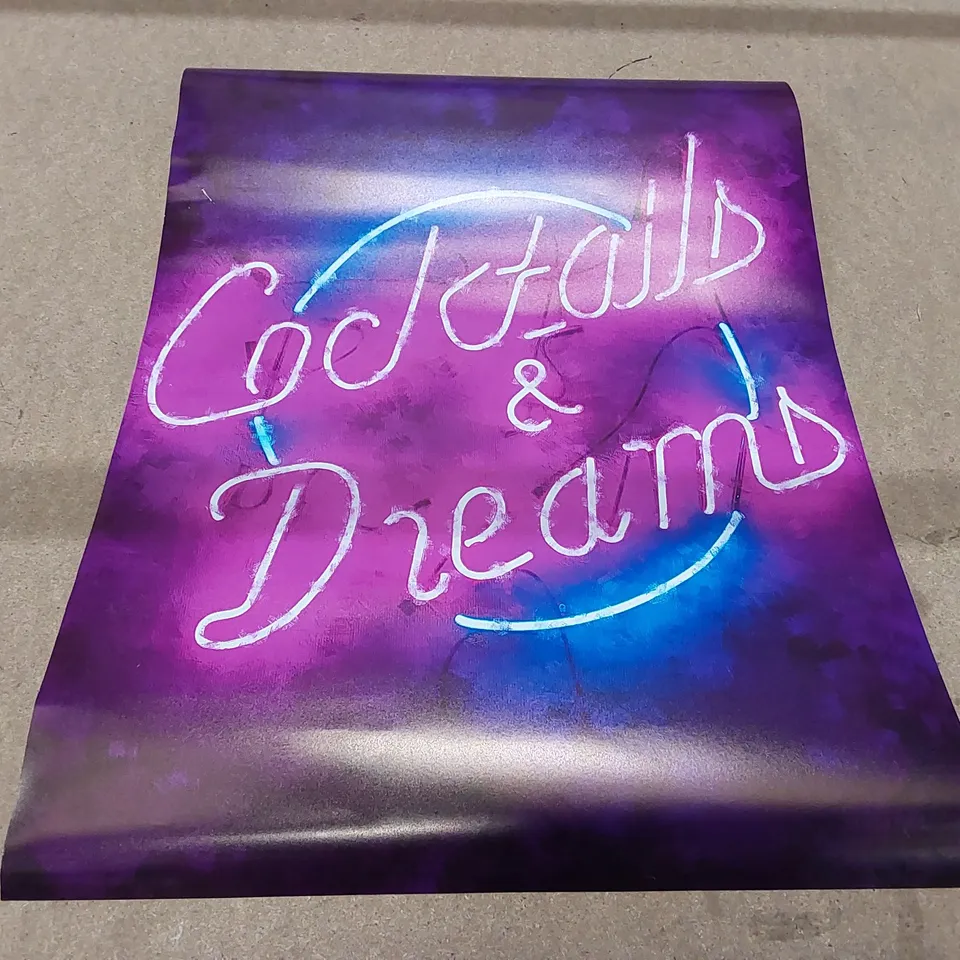 BOXED 'COCKTAILS & DREAMS' SIGN WITHOUT FRAME (1 ITEM)