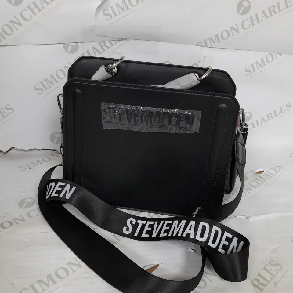 STEVE MADDEN LEATER BAG IN BLACK 