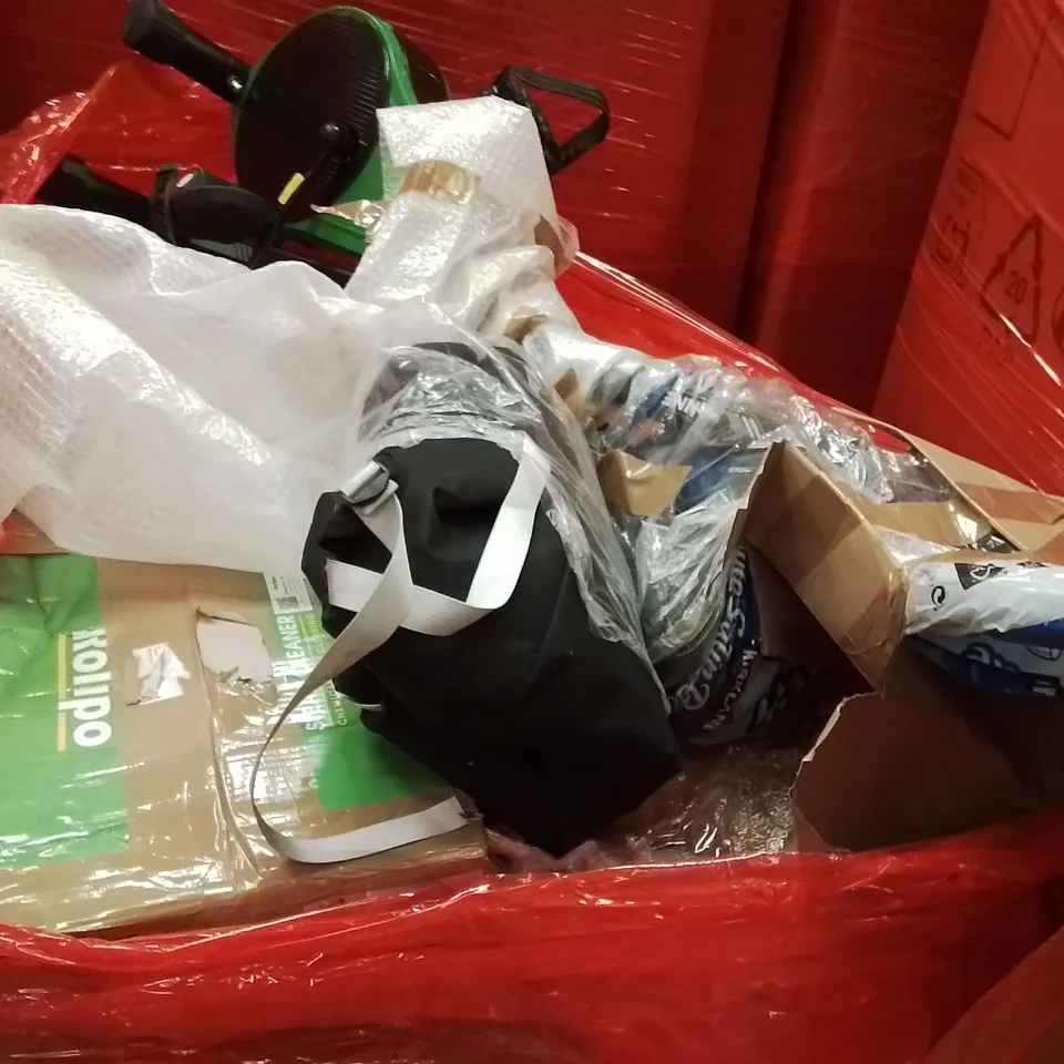 PALLET OF ASSORTED HOUSEHOLD GOODS AND PRODUCTS TO INCLUDE;GYM BAG,CYCLING MACHINE 
