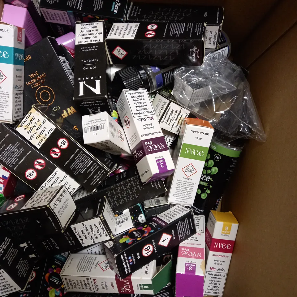 LOT OF APPROX 30 ASSORTED E-CIGARETTE LIQUIDS IN VARIOUS STRENGTHS AND FLAVOURS 