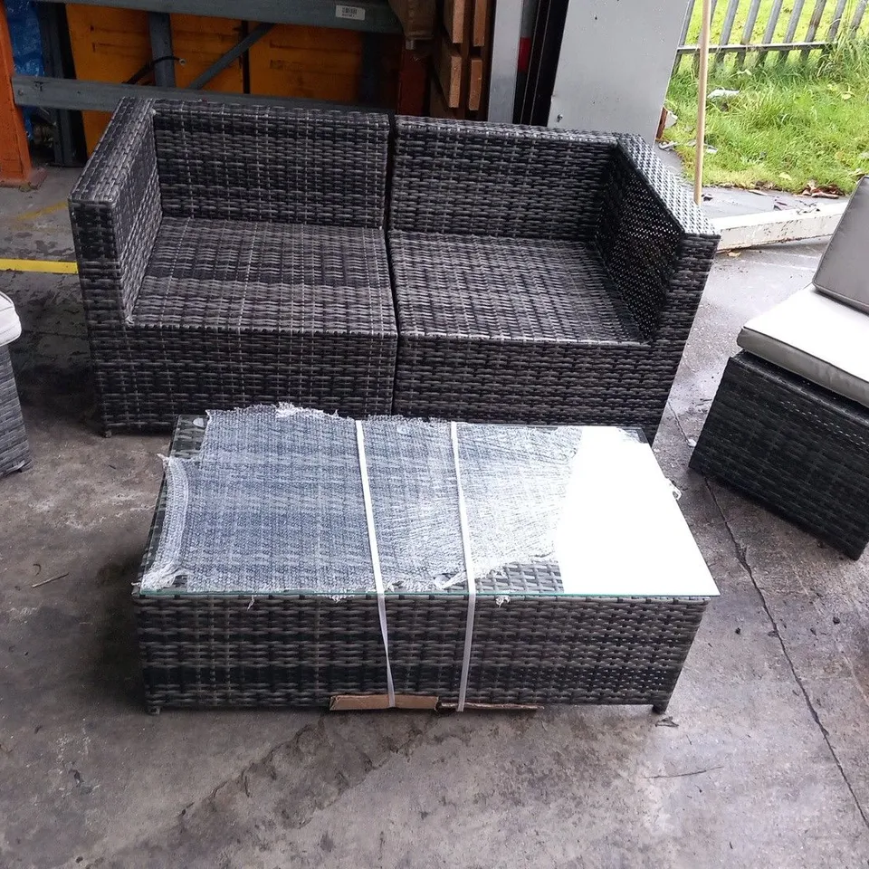 DESIGNER RATTAN EFFECT GARDEN SET TO INCUDE; SOFA, GLASS TOPPED COFFEE TABLE AND 4 CHAIRS