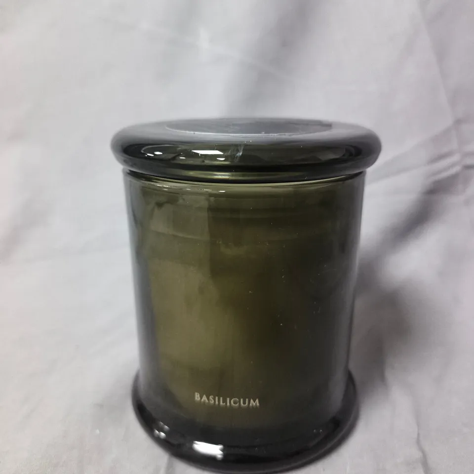 BASILICUM SCENTED CANDLE IN GREEN GLASS JAR WITH LID