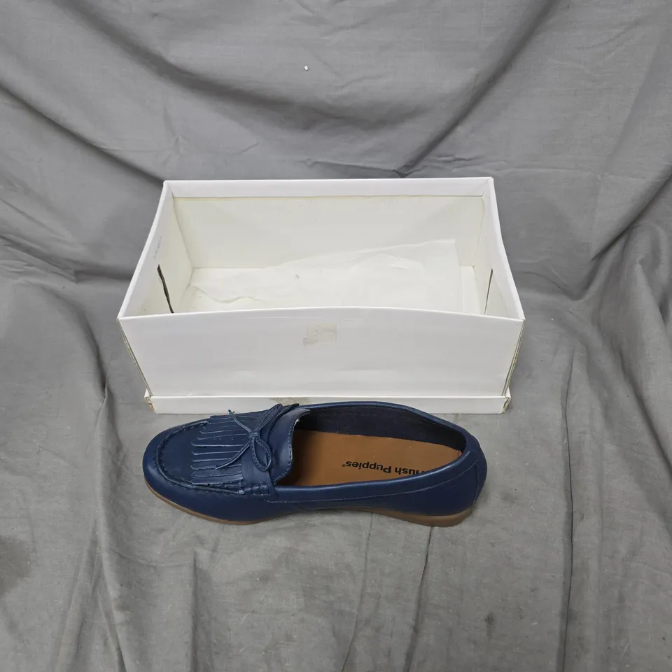 HUSH PUPPIES BLUE LEATHER LOAFER WITH FRINGE TASSEL – BOXED  - SIZE UK 8 