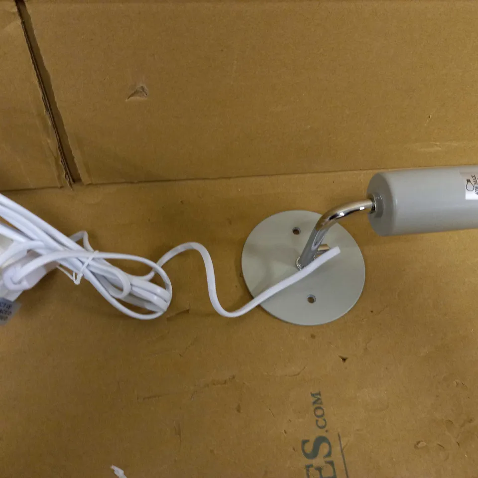 BOXED HOUSE SPOKE PLUG IN WALL LIGHT