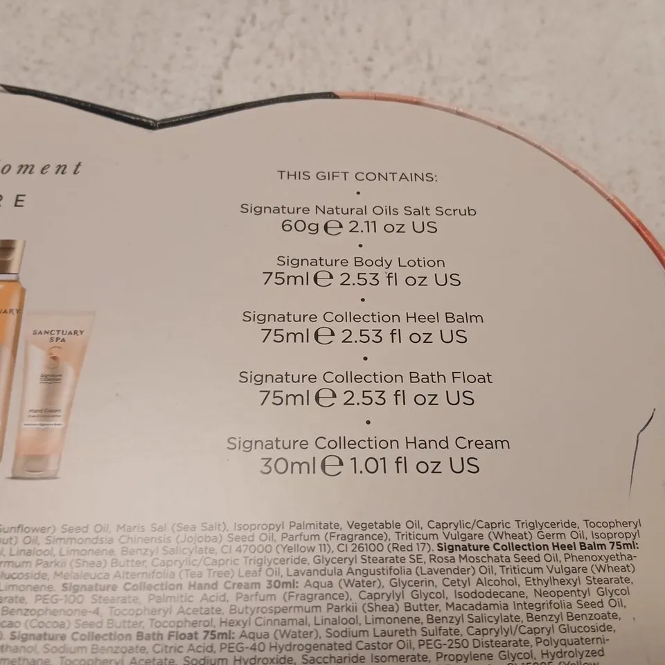 SANCTUARY SPA SIGNATURE COLLECTION GIFT SET – HEART SHAPED BOX