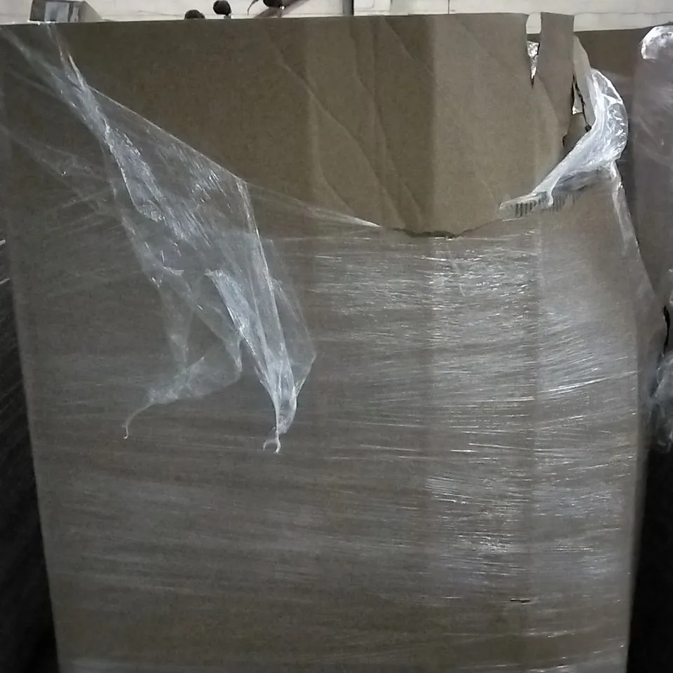 PALLET OF ASSORTED ITEMS INCLUDING PAW PATROL MELTUMS, ELECTRIC OVERHEAD HEATER, PLASTIC MINI CRUISER SKATEBOARD, SPACE HEATER AND POP-UP TENT
