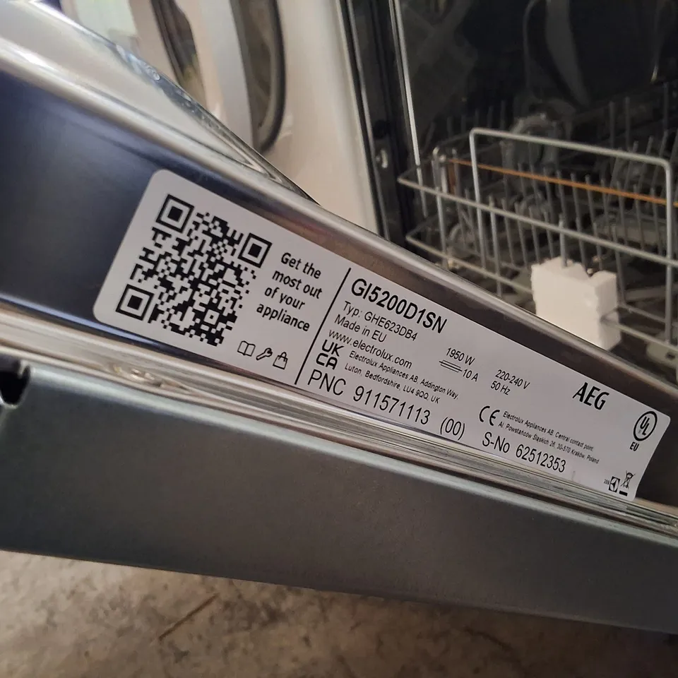 AEG GI5200D1SN 5000 SERIES AIRDRY 60CM DISHWASHER