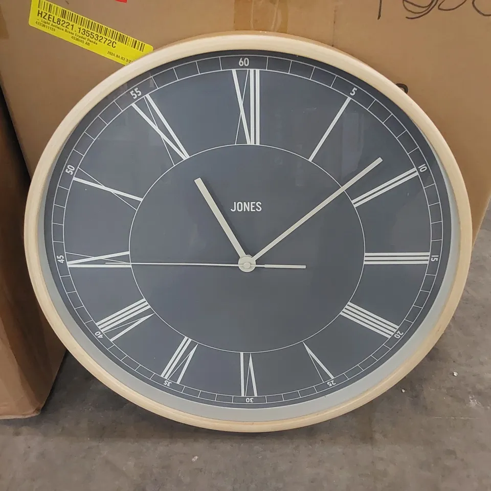 CABIN 40cm WALL CLOCK 