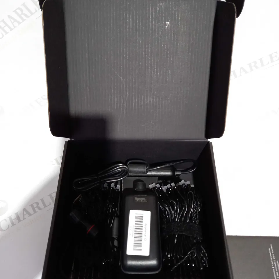 OUTLET INDOOR/OUTDOOR LIMITLESS FUNCTIONALITY LIGHTS