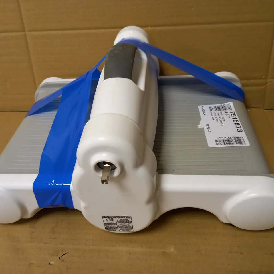 SIZZIX BIG SHOT DIE CUTTING MACHINE