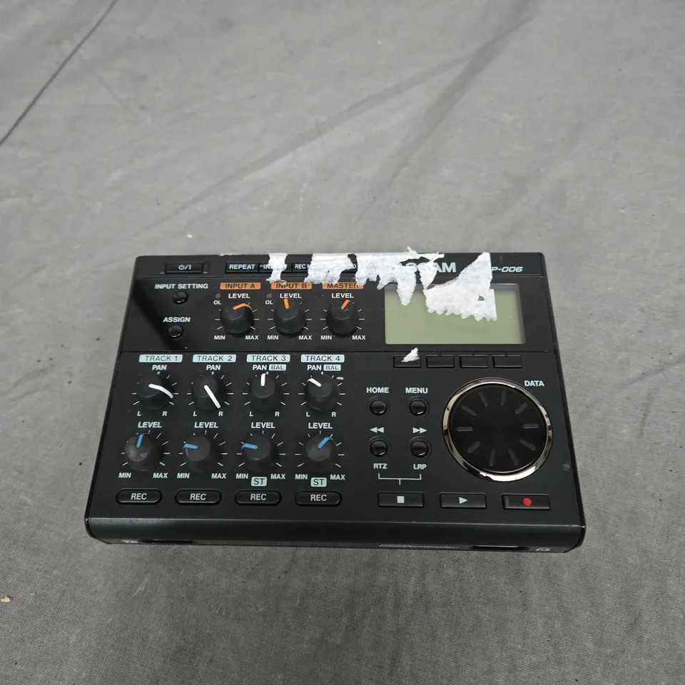 TASCAM DP-006 6-TRACK DIGITAL POCKETSTUDIO