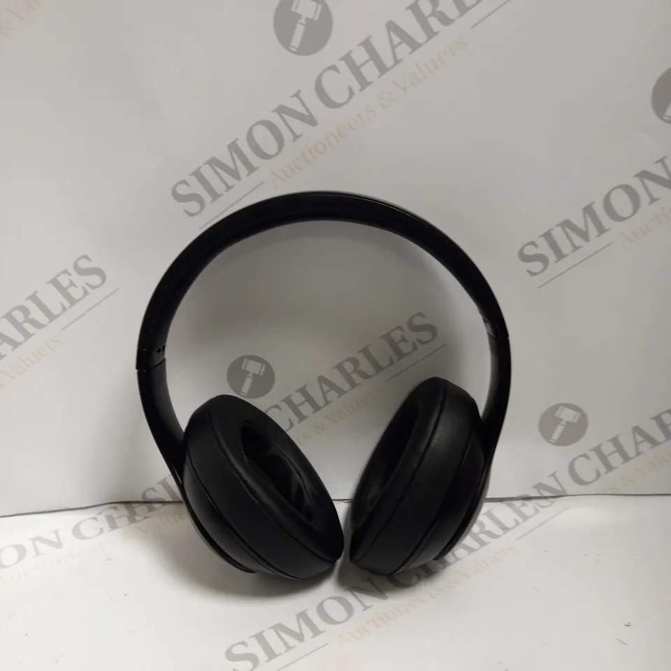 BOXED BEATS STUDIO 3 NOISE CANCELLING WIRELESS MATT BLACK HEADPHONES