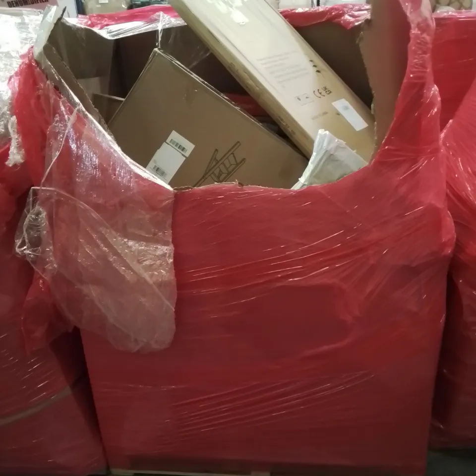 PALLET CONTAINING VARIOUS ITEMS TO INCLUDE STEP LADDERS,30W SOLAR PANEL KIT, TOWER FAN ETC.