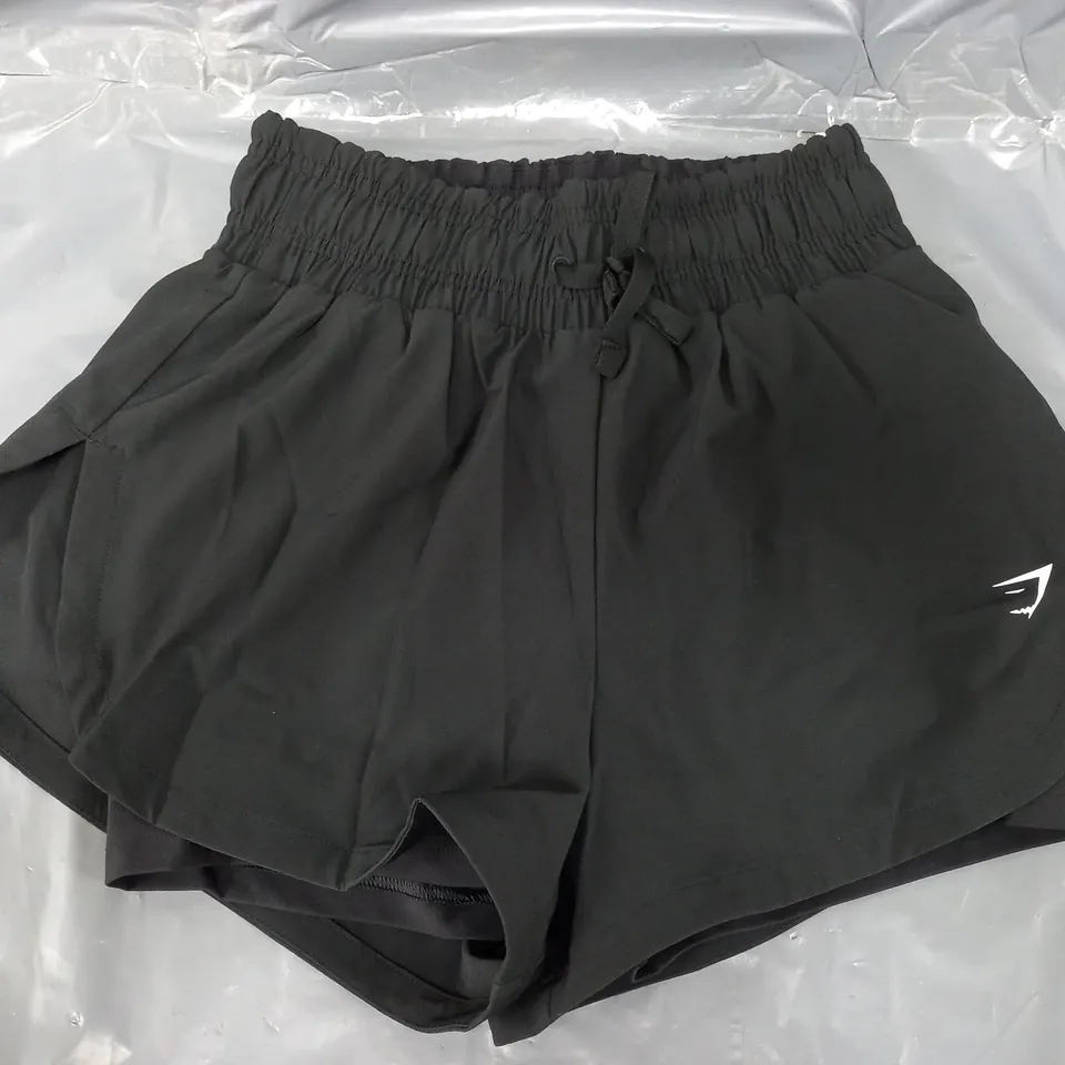 GYMSHARK RUNNING 2 IN 1 SHORTS IN BLACK - XS