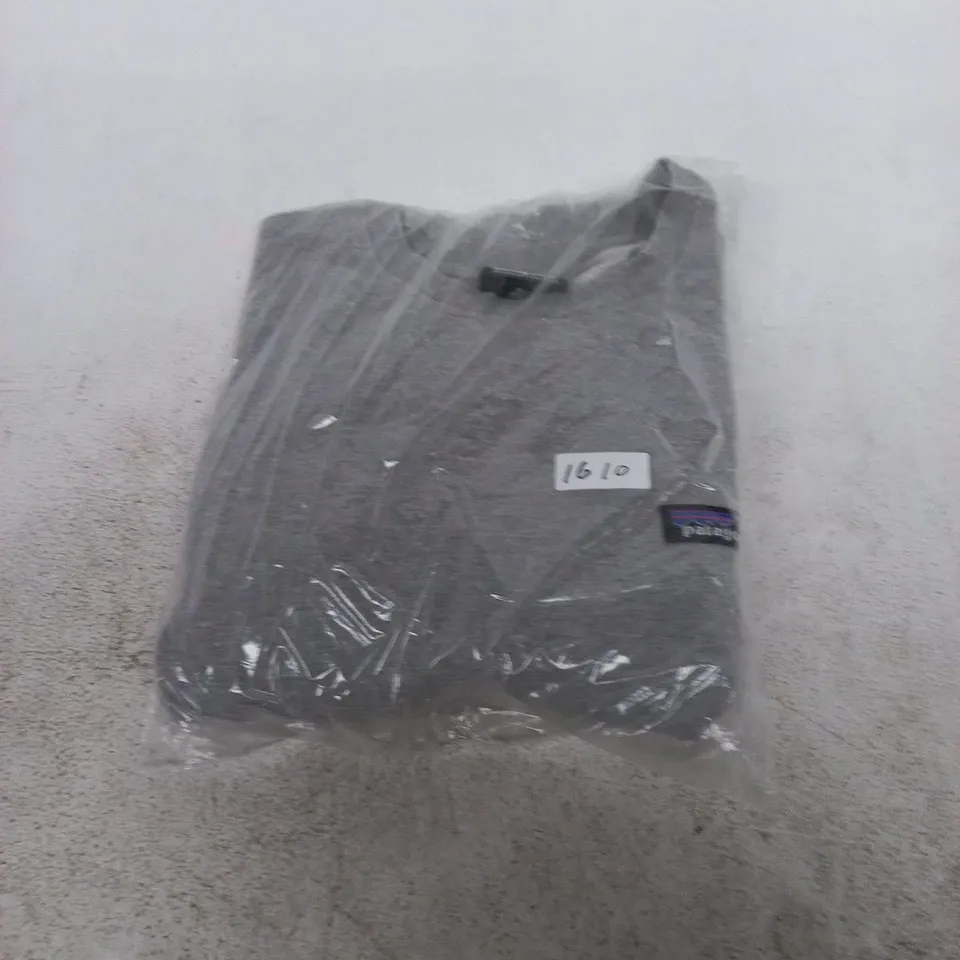 PATAGONIA FLEECE JUMPER – GREY, XL (MADE IN INDIA)