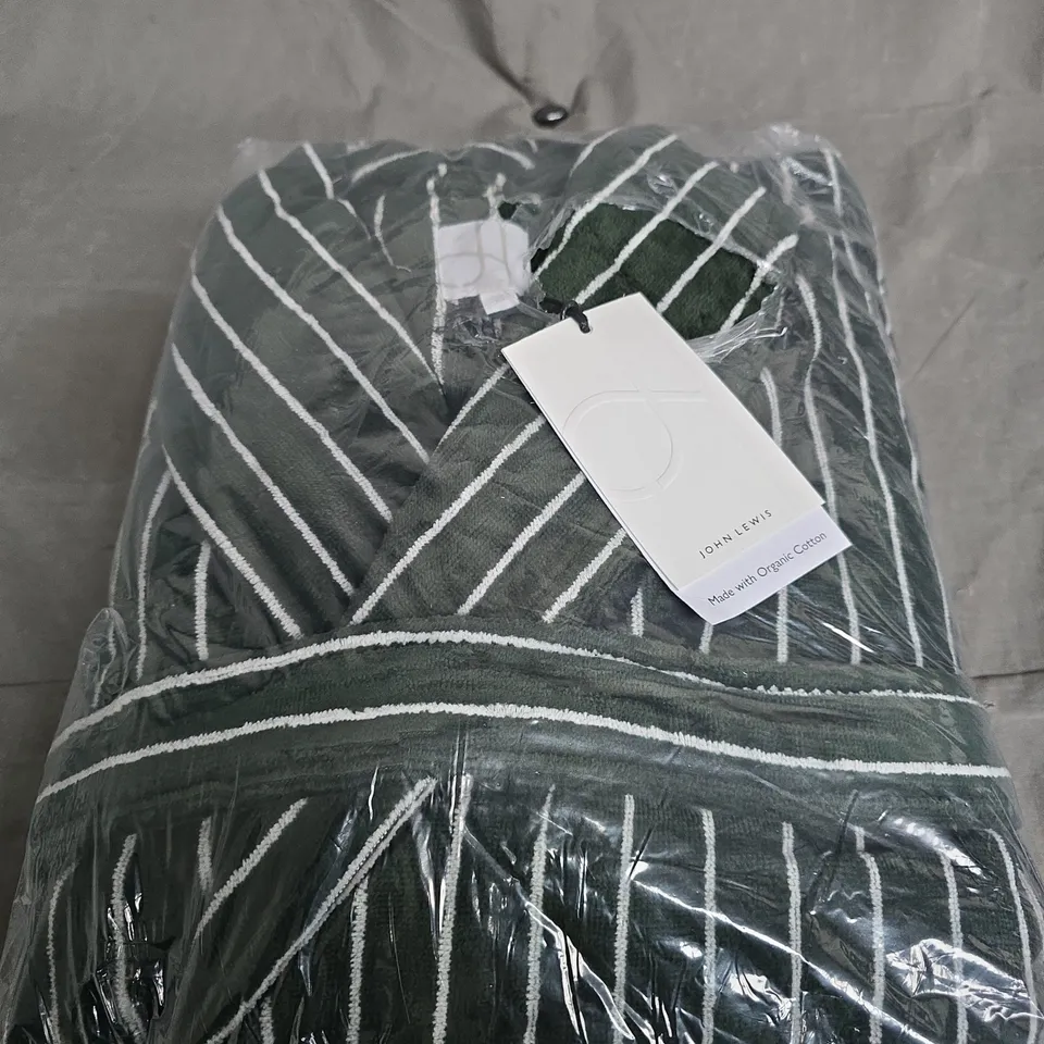 JOHN LEWIS VELOUR STRIPE ROBE – DARK GREEN WITH WHITE STRIPES – XL