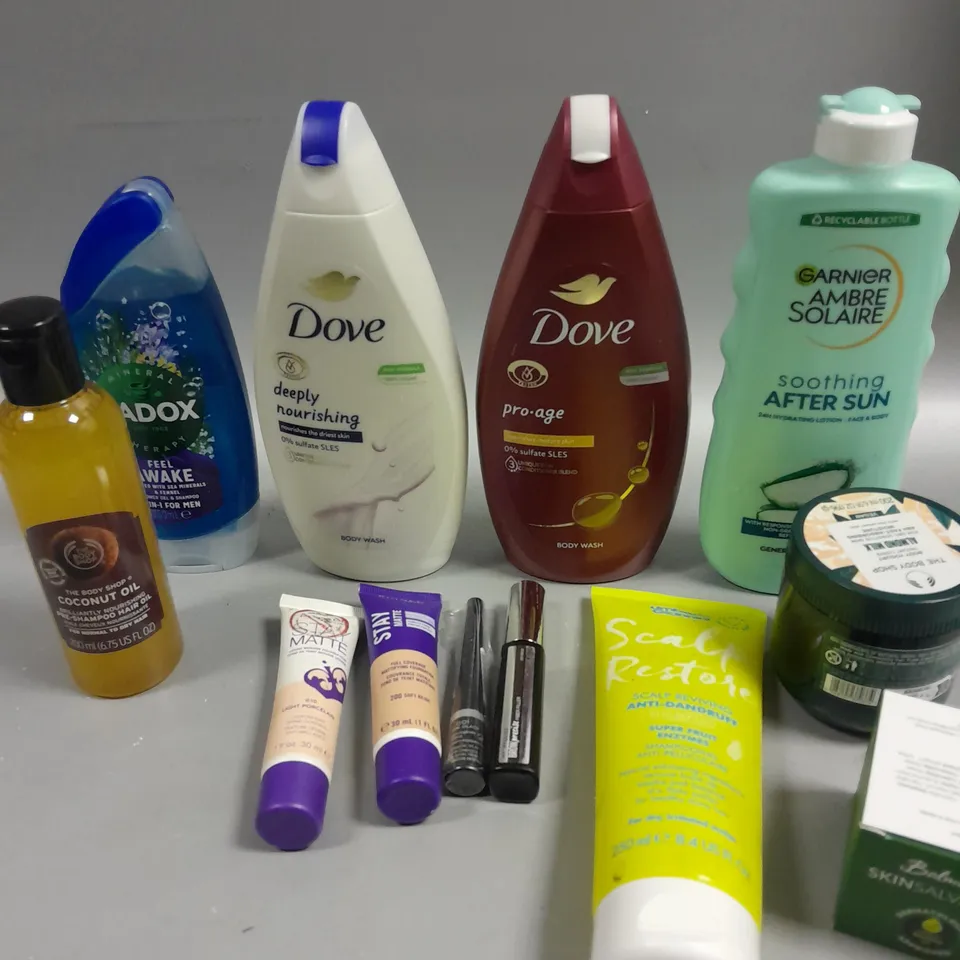 APPROXIMATELY 20 ASSORTED HEALTH & BEAUTY PRODUCTS TO INCLUDE DOVE BODY WASH, COCONUT OIL, BALMONDS SKIN SALVATION ETC 