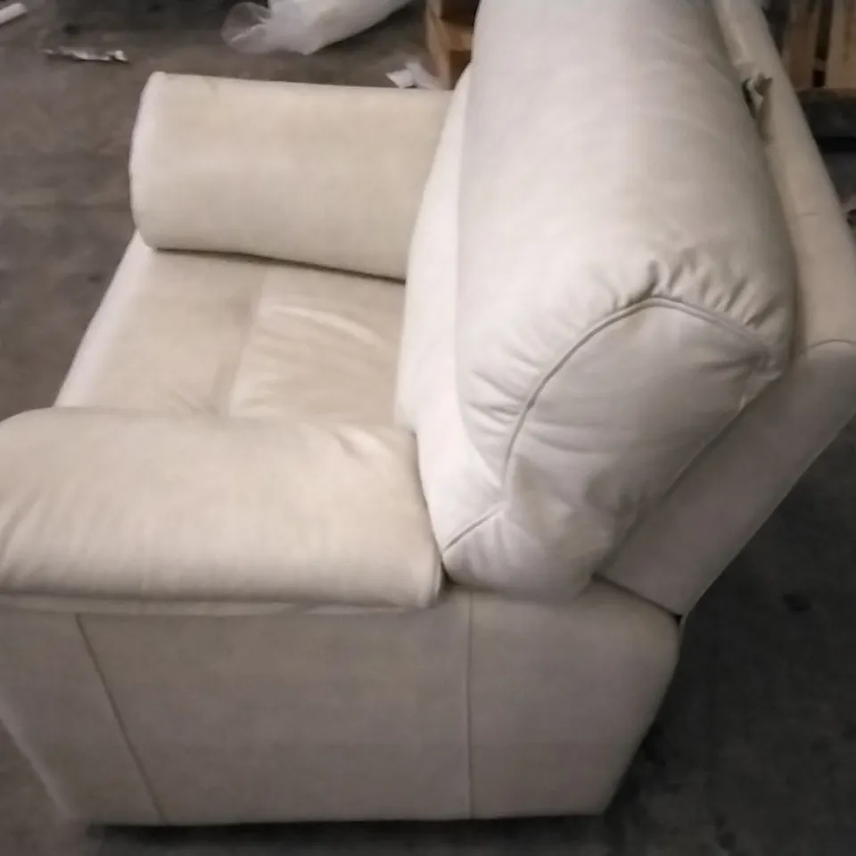 QUALITY BRITISH DESIGNED & MANUFACTURED G PLAN CREAM LEATHER ELECTRIC RECLINING ARMCHAIR