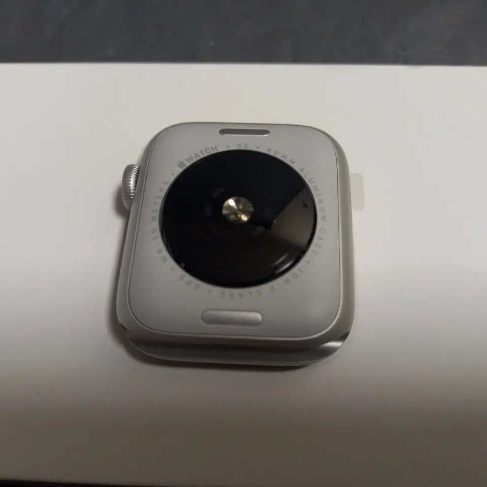 APPLE WATCH SE 40MM 