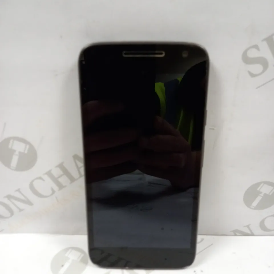 MOTOROLA XT1604 SMARTPHONE 