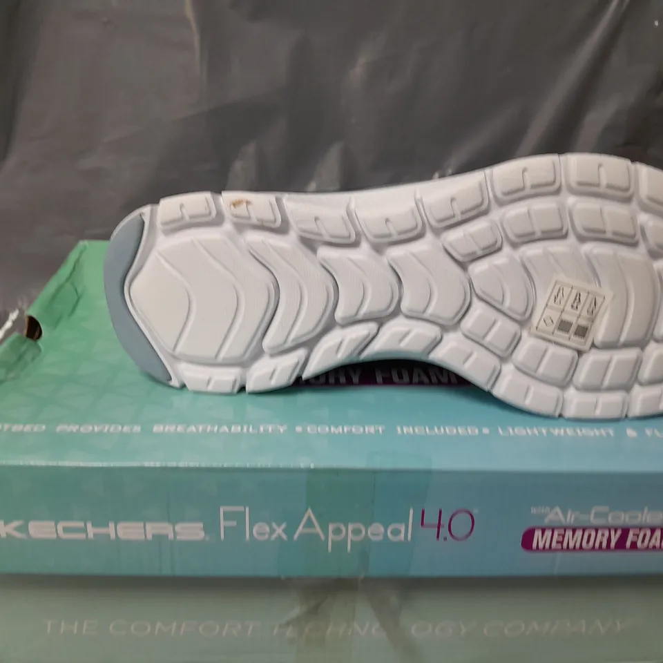 BOXED PAIR OF SKECHERS FLEX APPEAL 4.0 - SIZE 6