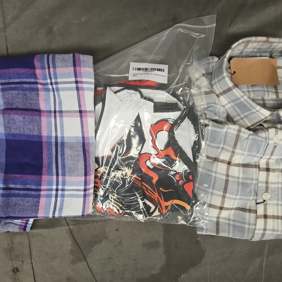 APPROXIMATELY 20 ASSORTED CLOTHING AND FASHION PRODUCTS IN VARIOUS STYLES AND SIZES - COLLECTION ONLY