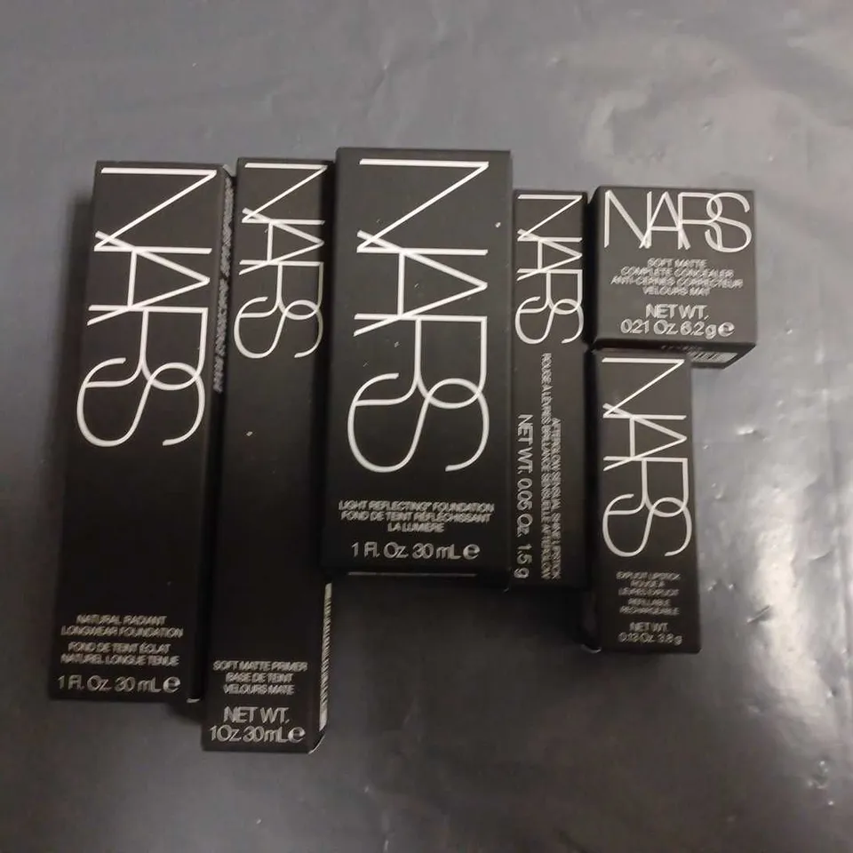 LOT OF 6 NARS BEAUTY ITEMS TO INCLUDE PRIMER, FOUNDATION AND LIPTICK