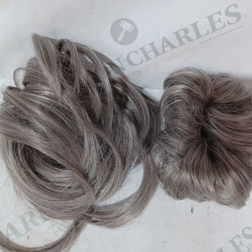 BOXED EASILOCKS SET OF 2 SCRUNCHIES LIGHT GREY