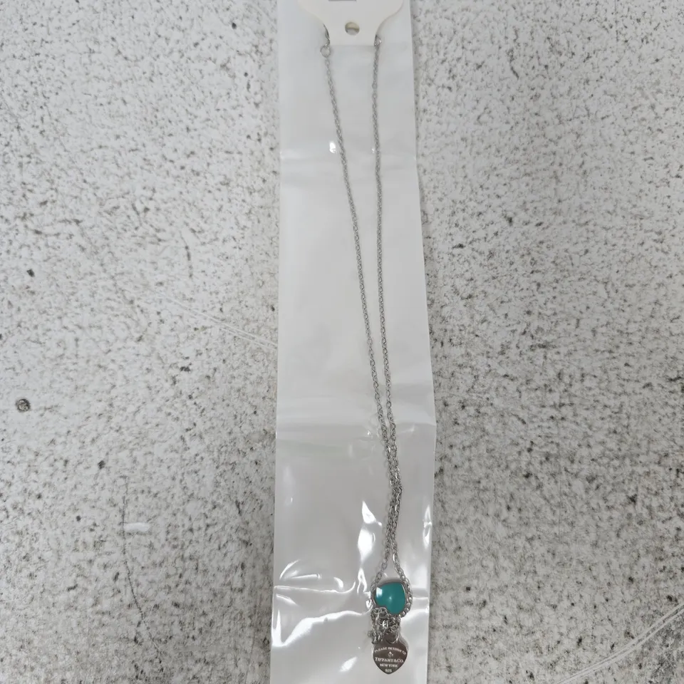 TIFFANY & CO. TURQUOISE PENDANT NECKLACE ON SILVER CHAIN – BOXED