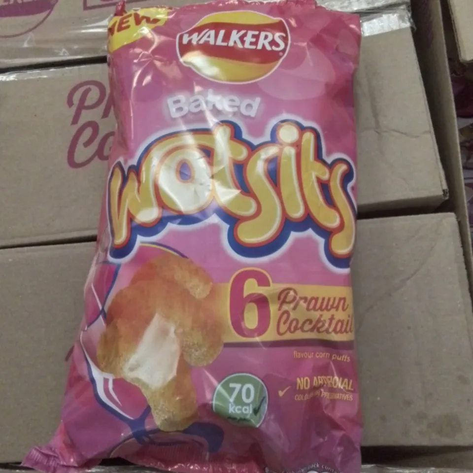 PALLET TO CONTAIN SEVERAL BOXES OF WALKERS WOTSITS PRAWN COCKTAIL CRISPS // BEST BEFORE: 16/09/2023