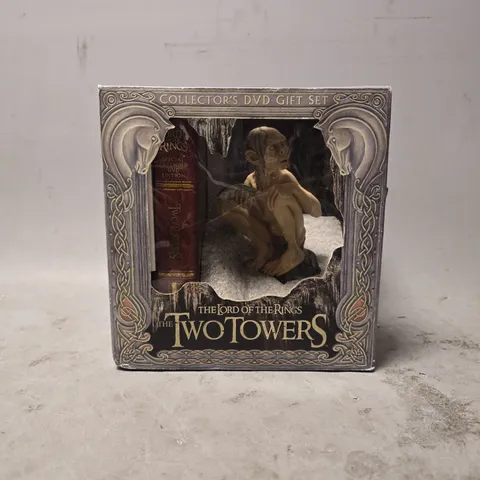 BOXED THE LORD OF THE RINGS THE TWO TOWERS COLLECTORS DVD GIFT SET