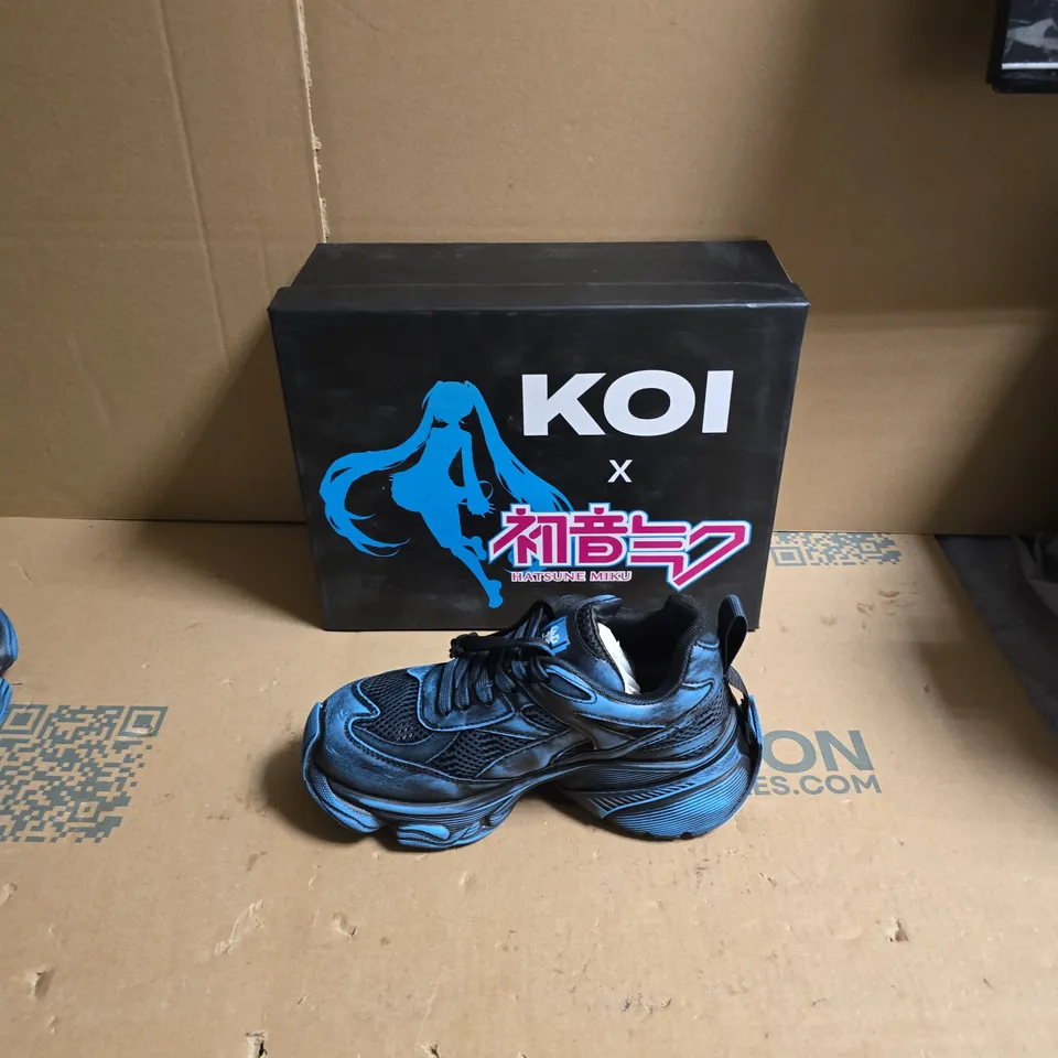 KOI HATSUNE MIKU MEGA CHUNKY TRAINER - BLACK - UK SIZE 4 