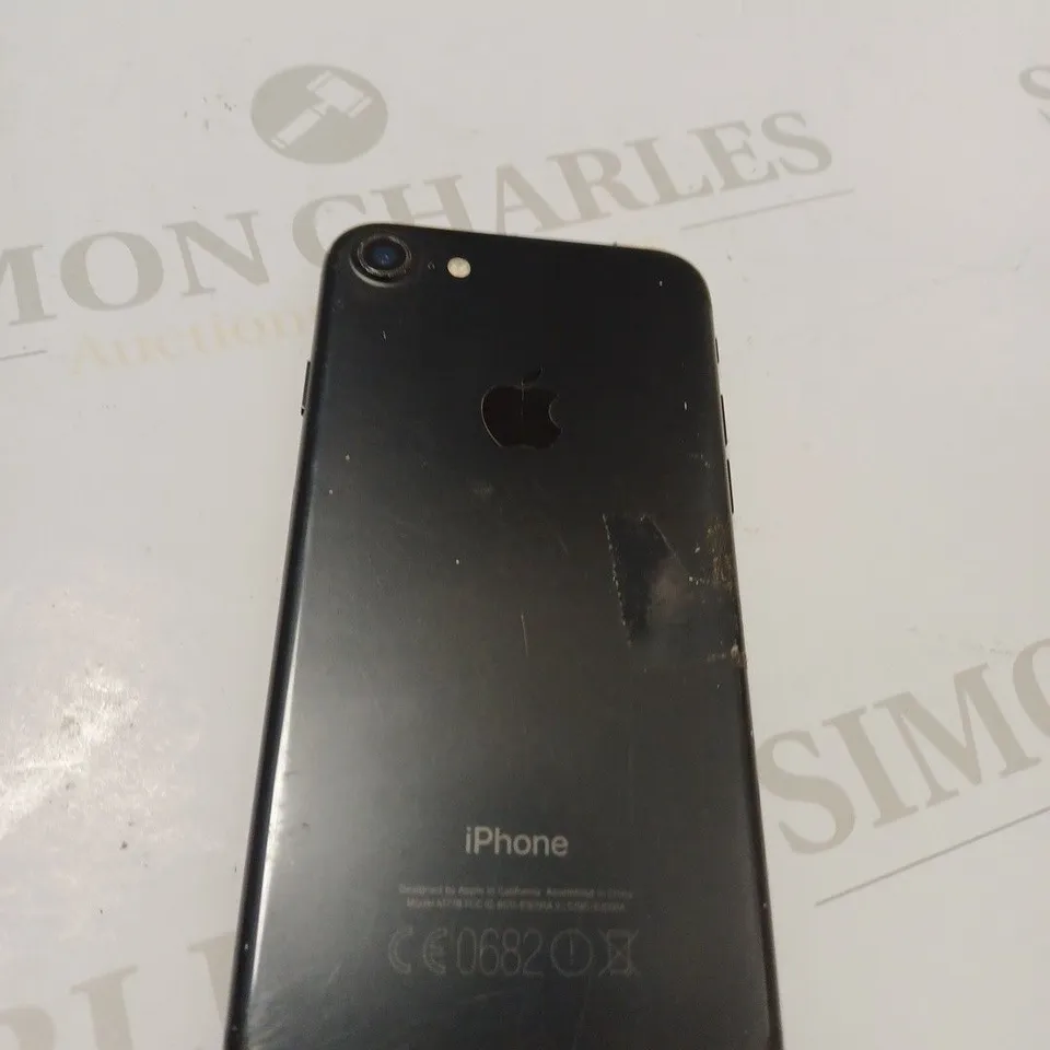 APPLE IPHONE MODEL A1778