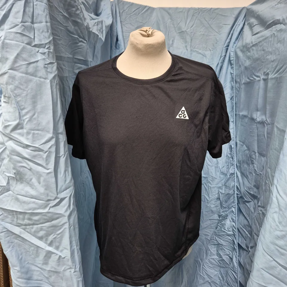NIKE ACG ALL CONDITIONS GEAR WOMEN'S T‑SHIRT – BLACK (SIZE LG)