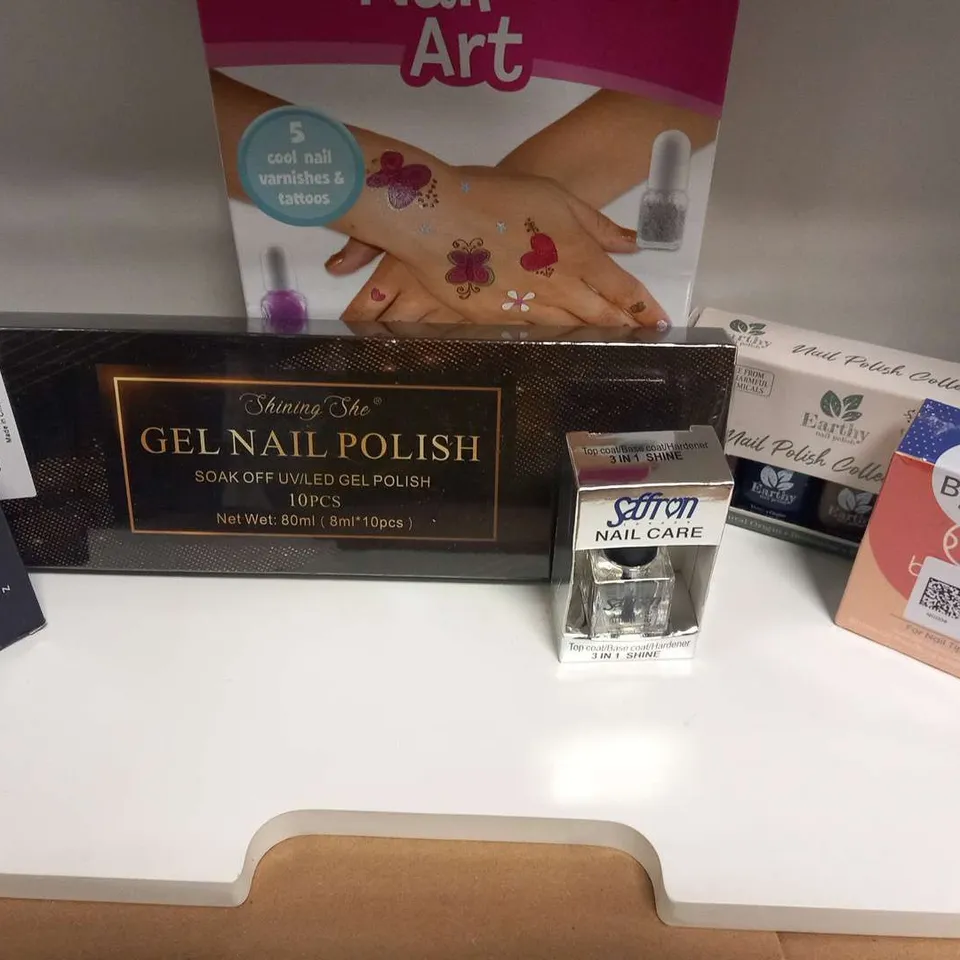 APPROXIMATELY 20 ASSORTED NAIL BASED PRODUCTS TO INCLUDE; BEETLES, SHINING SHE AND AVON