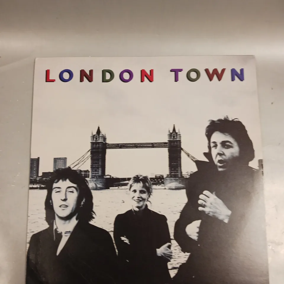 THE WINGS LONDON TOWN VINYL 