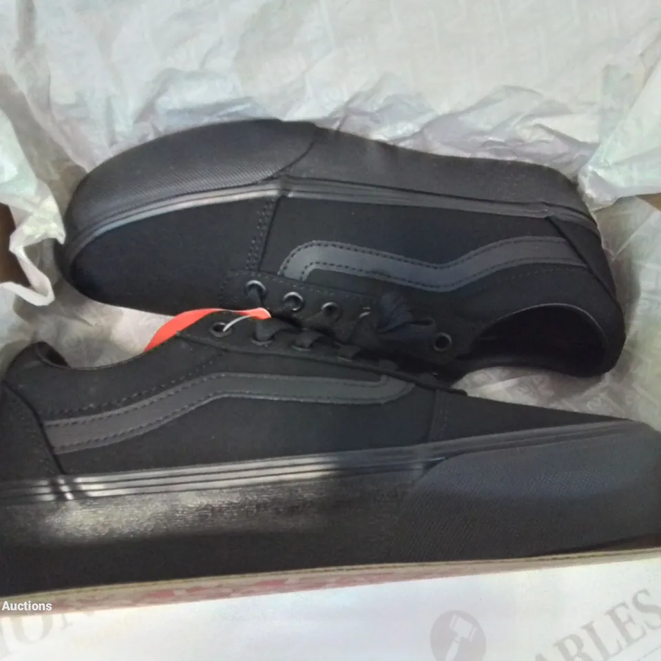 BOXED PAIR OF BLACK VANS IN SIZE 5UK