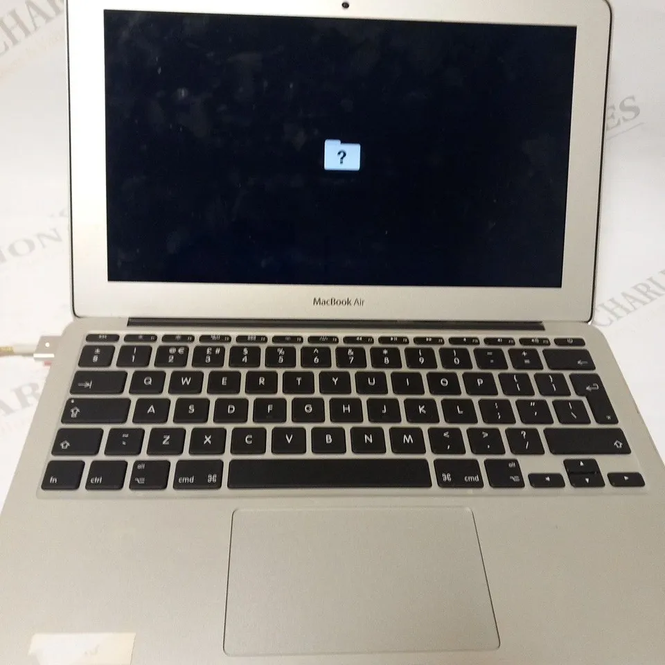 APPLE MACBOOK AIR (A1465 EARLY 2015)