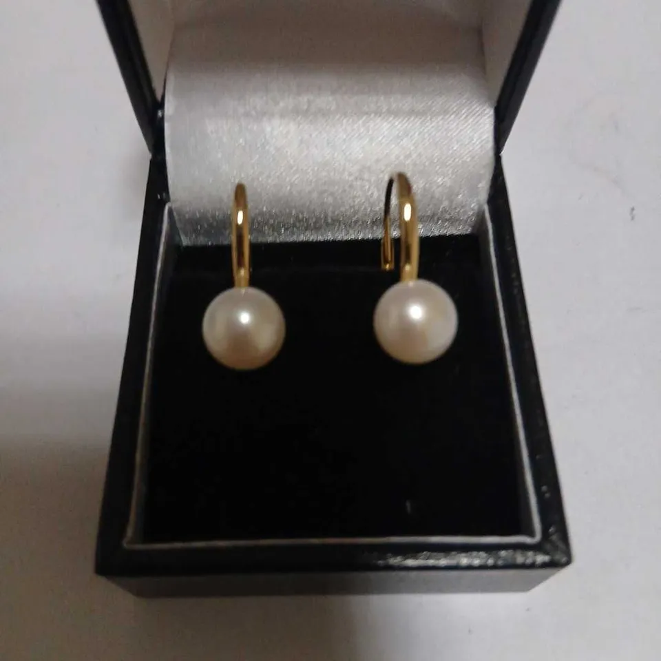 LARA PEARL SET OF 2 8-9MM BUTTON PEARLS LEVERBACK EARRINGS IN GIFT BOX 