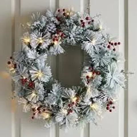 BAVARIAN LIT WREATH