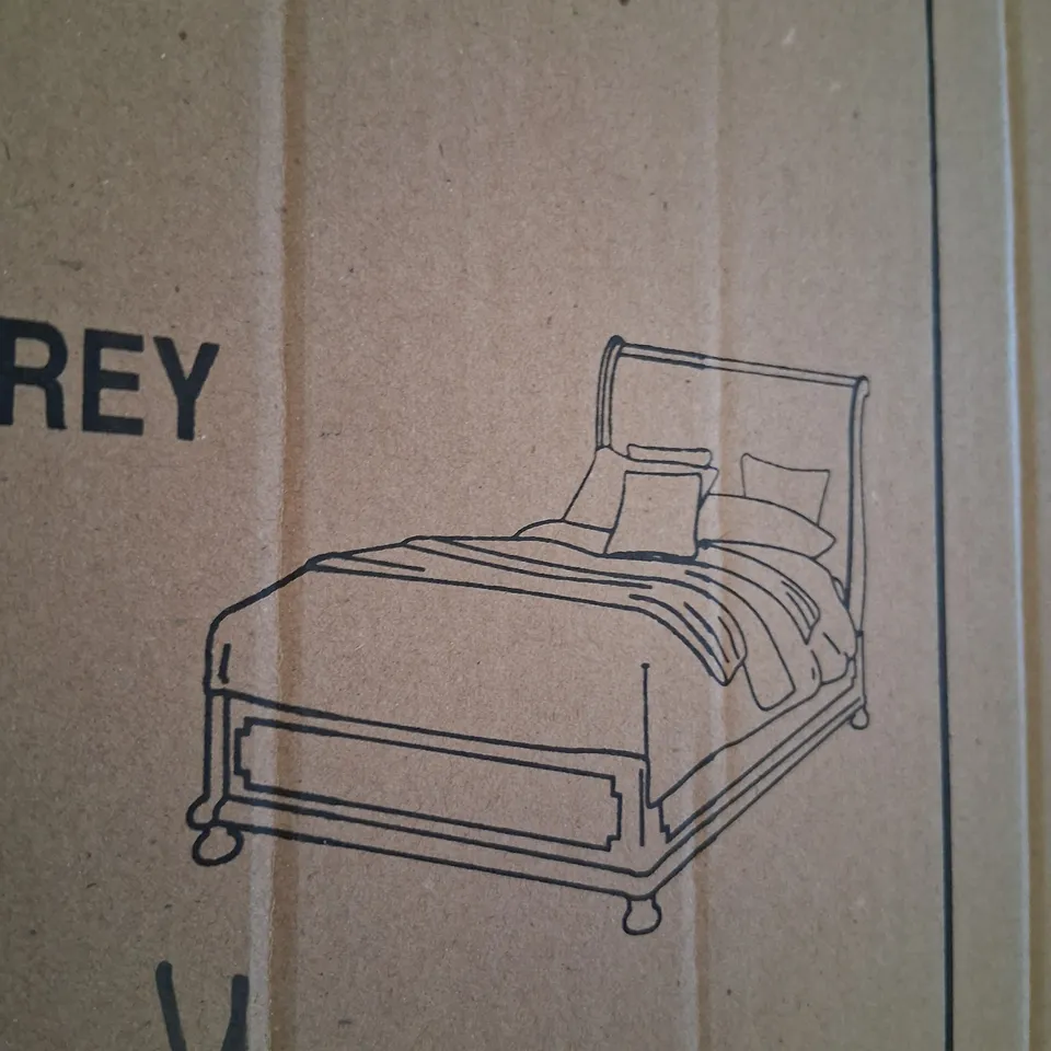 BRAND NEW BOXED BAKERSFIELD ANTIQUE GREY SINGLE BEDFRAME(4 BOXES)
