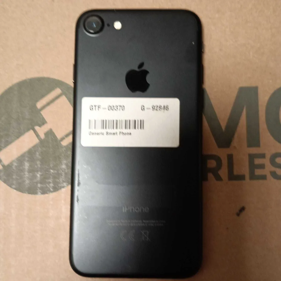APPLE IPHONE 7 (A1778)