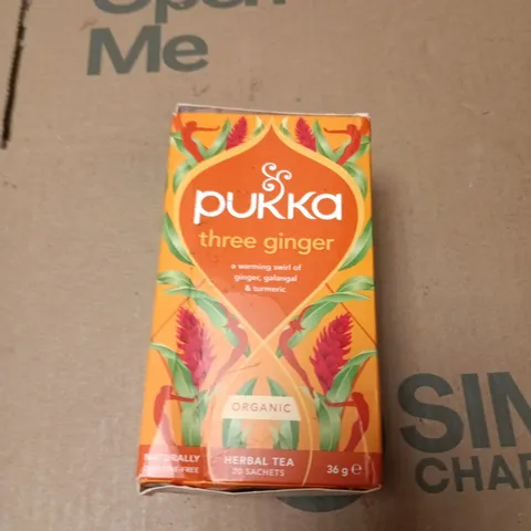 APPROXIMATELY 8 ASSORTED FOOD ITEMS INCLUDING PUKKA 3 GINGER TEA AND HEINZ BEANS 