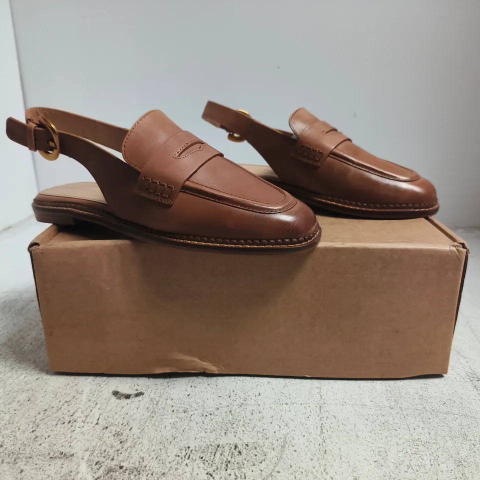 BOXED PAIR OF BODEN CLOSED TOE SLINGBACK SHOES IN TAN SIZE UK 38