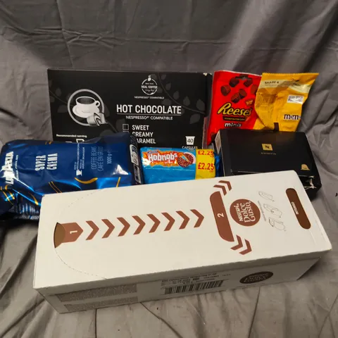 APPROXIMATELY 7 ASSORTED FOOD ITEMS TO INCLUDE NESCAFE DOLCE GUSTO CAPSULES, HOBNOBS, REAL COFFEE HOT CHOCOLATE, ETC